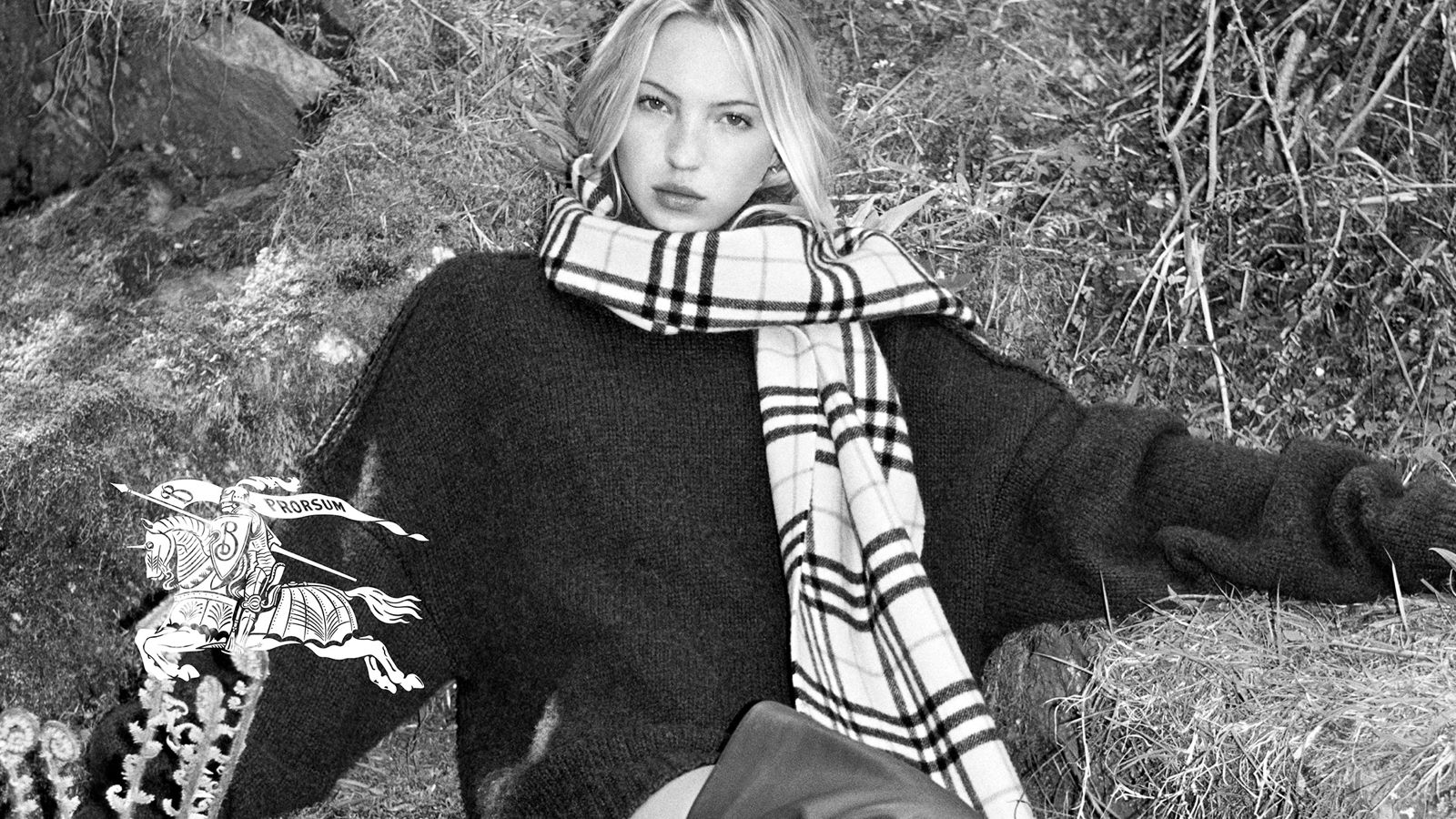 Classic Elegance Meets Modern Innovation, Burberry’s newest campaign has arrived